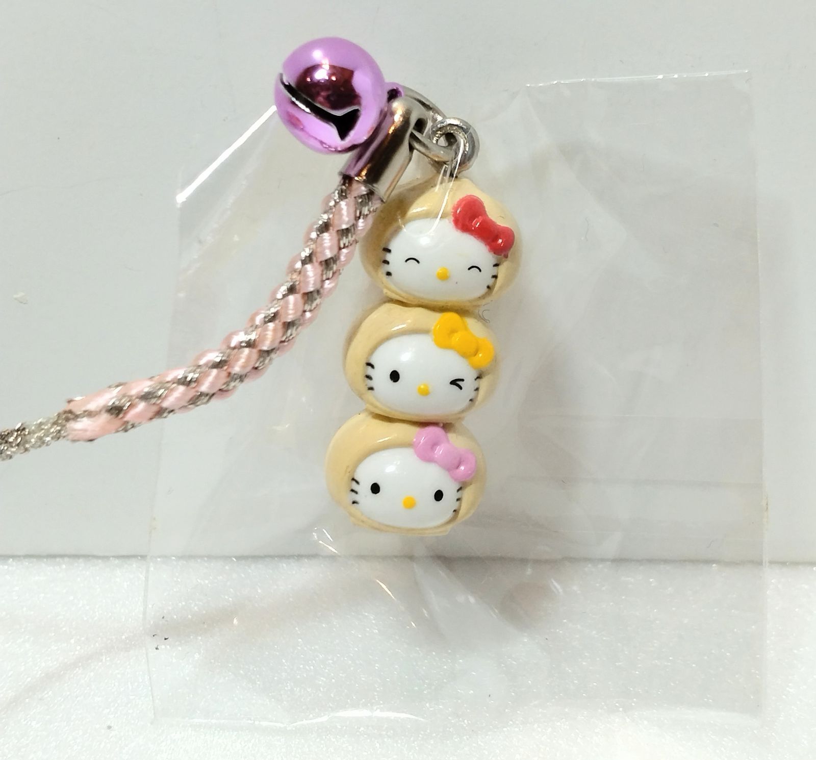 ハローキティ横浜限定開運招福金豚バージョン ご当地キティ神奈川限定