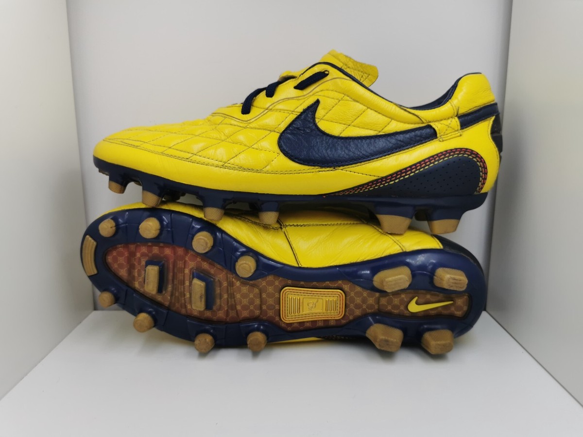Nike Tiempo Ronaldinho Dois 10R FG UK 9.5 US 10.5 Mania CR7 ACC R9