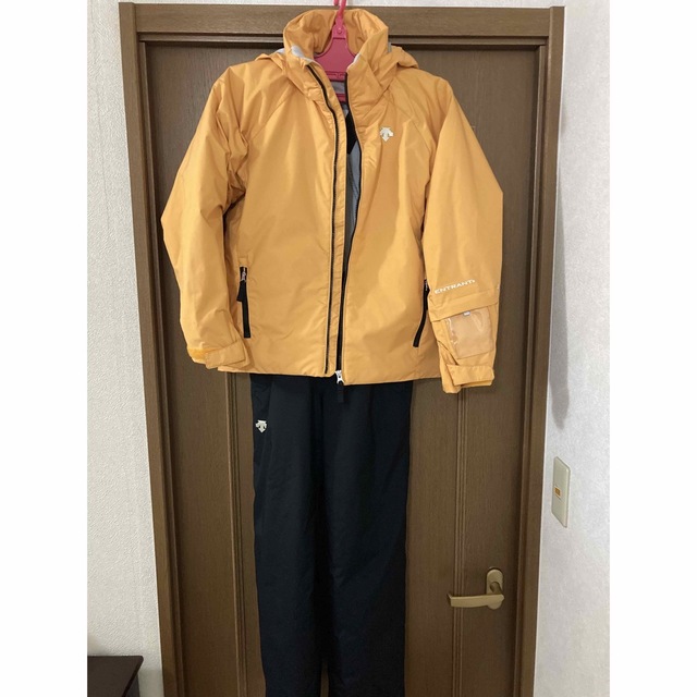 スキーウェア上下 ジュニア150cm DESCENTE ジュニア スキーウェア 150