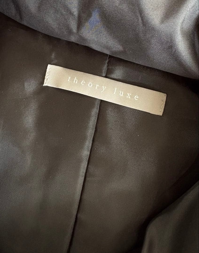 セオリーリュクス Nasca Charley ケープ型ダウンコート ポンチョ