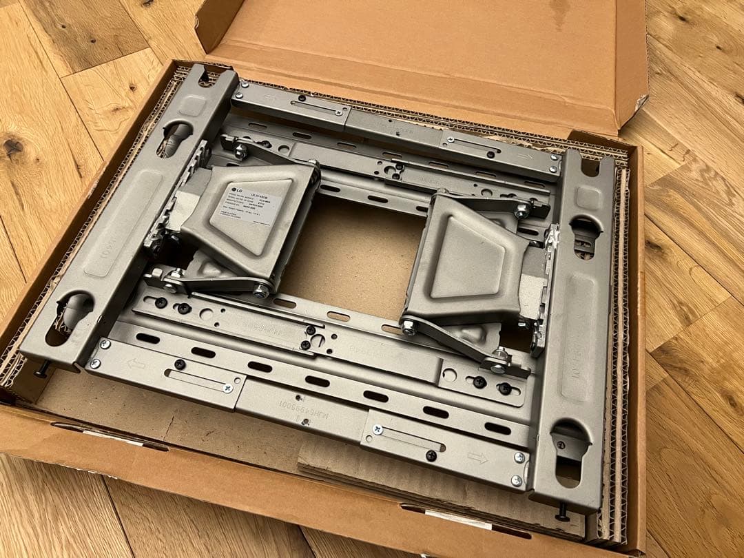 LG TV 壁掛け金具 OLW480B 未使用 LG 原廠壁掛架| LG TW